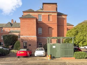 Photo 1- click for photo gallery